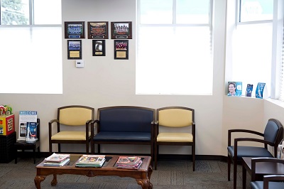 Image of the patient waiting room at Escala Family Dentistry. 